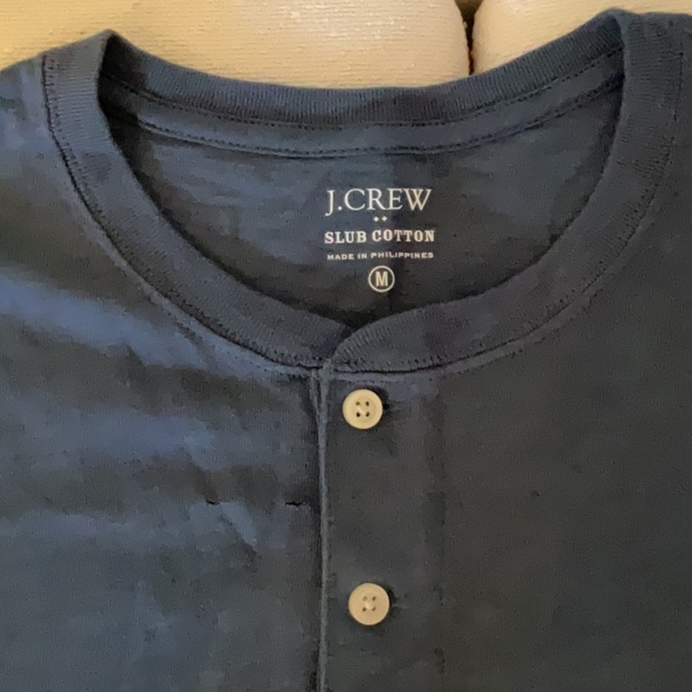 NEW J. Crew Slub Cotton Henley Shirt Button Short Sleeve Blue Mens M - 2 holes - Picture 3 of 7